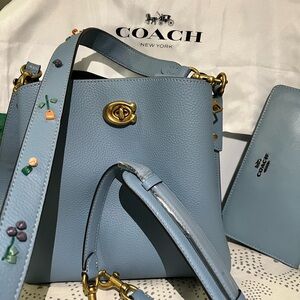 Coach Blue Leather Women's Bag